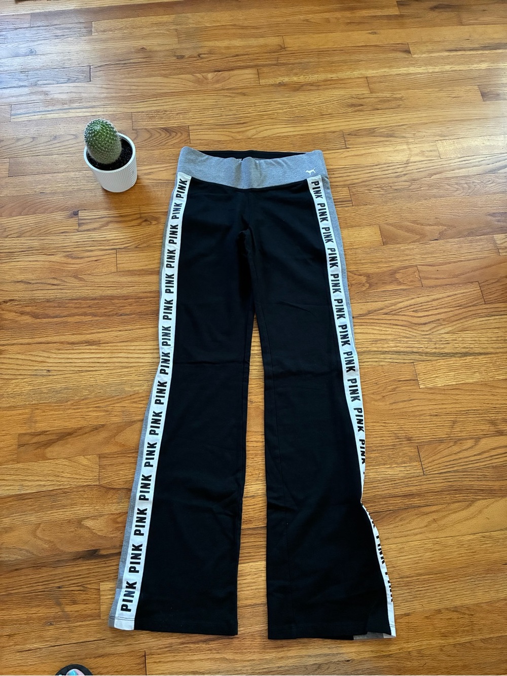 PINK by Victorias Secret Y2K Yoga pants Size Medium NWOT